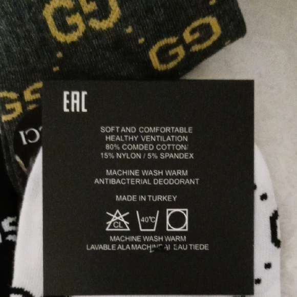 Gucci Black, Gray, and White Logo Socks Collection Unisex - Picture 7 of 7